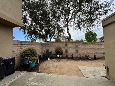 10466 Smoke River Court, Fountain Valley, CA