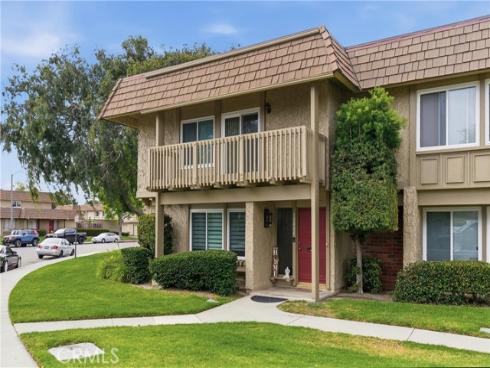 10466 Smoke River Court, Fountain Valley, CA