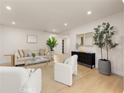 17641 Santa Maria , Fountain Valley, CA