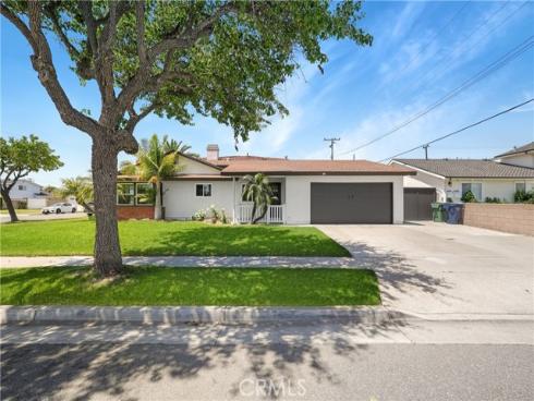 9433  Geranium   Circle, Fountain Valley, CA