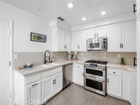 18081 Scanlan Court, Fountain Valley, CA