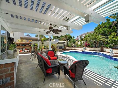 9889 Hamilton Avenue, Fountain Valley, CA