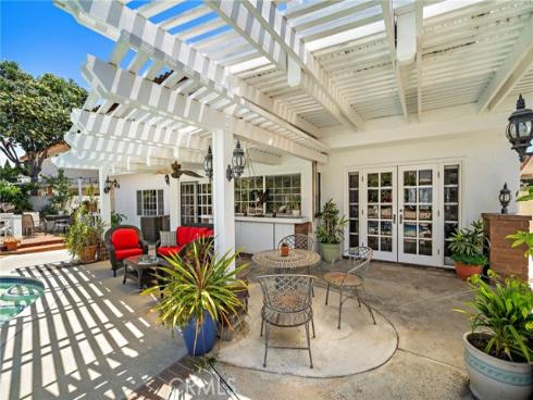 9889 Hamilton Avenue, Fountain Valley, CA