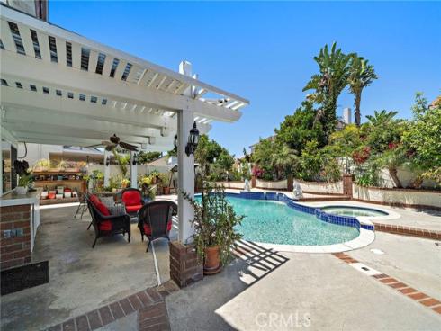 9889 Hamilton Avenue, Fountain Valley, CA