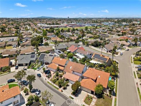 9889 Hamilton Avenue, Fountain Valley, CA
