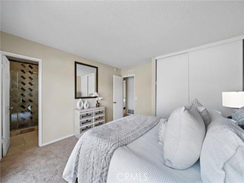 9404 El Blanco Avenue , Fountain Valley, CA