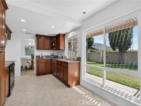 11244 Snowdrop , Fountain Valley, CA