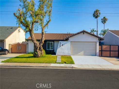 9466 Warbler Avenue, Fountain Valley, CA