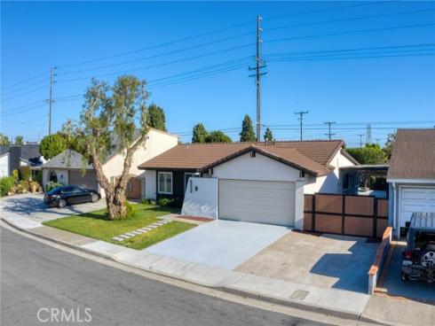 9466 Warbler Avenue, Fountain Valley, CA