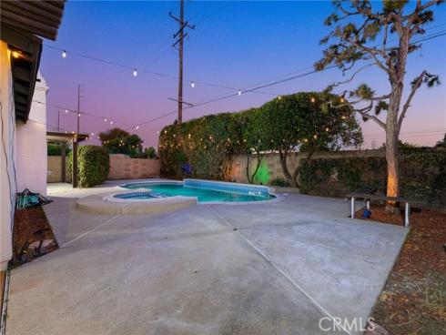 9466 Warbler Avenue, Fountain Valley, CA