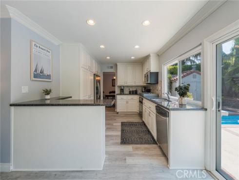 10488 Sioux River , Fountain Valley, CA