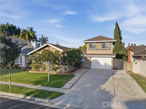 17314 Elm Street , Fountain Valley, CA