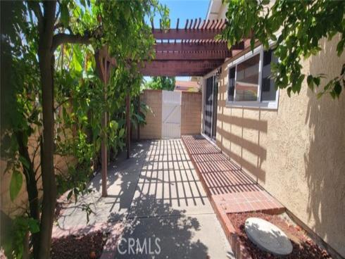16404 Ponderosa Street, Fountain Valley, CA