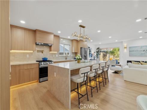 10276 Falcon , Fountain Valley, CA