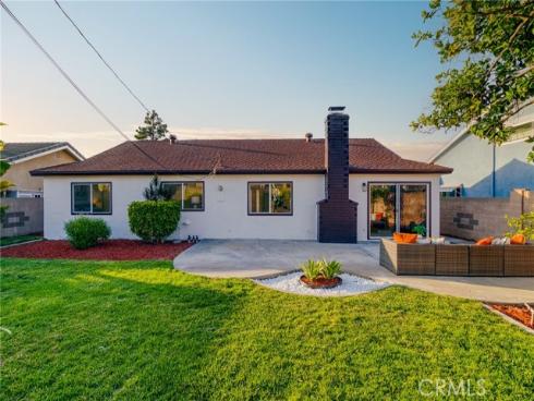 10276 Falcon , Fountain Valley, CA