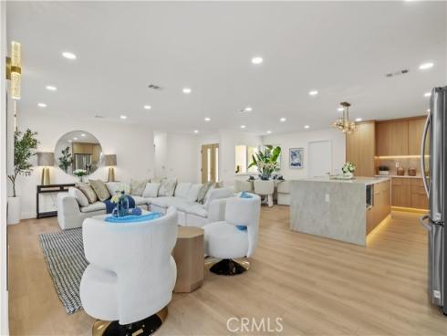 10276 Falcon , Fountain Valley, CA
