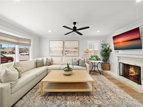 8741 La Roca Avenue, Fountain Valley, CA