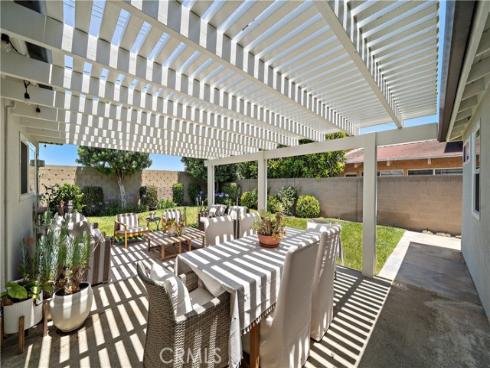 8741 La Roca Avenue, Fountain Valley, CA