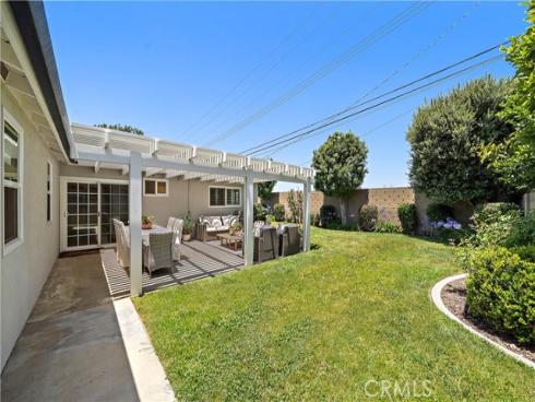 8741 La Roca Avenue, Fountain Valley, CA