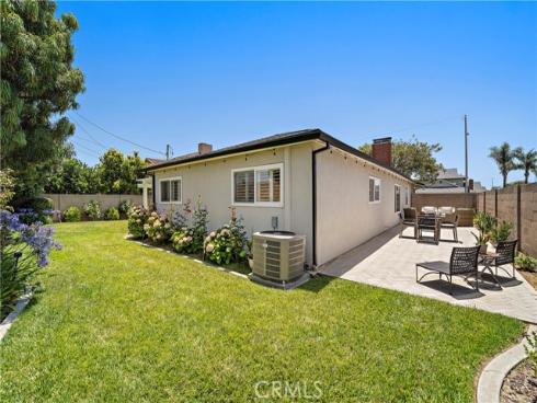 8741 La Roca Avenue, Fountain Valley, CA