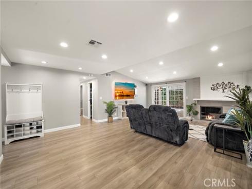 9206 La Colonia Avenue, Fountain Valley, CA