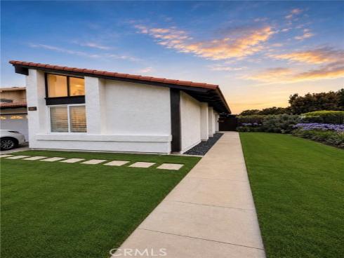 8861 La Zana Court, Fountain Valley, CA