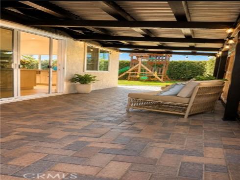 8861 La Zana Court, Fountain Valley, CA