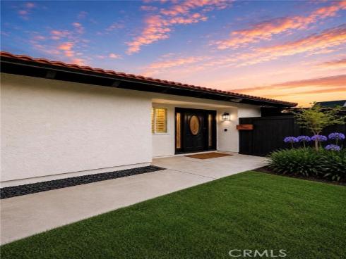 8861 La Zana Court, Fountain Valley, CA