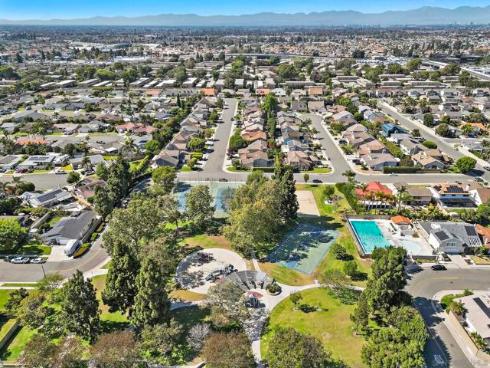 10297 Bunting , Fountain Valley, CA