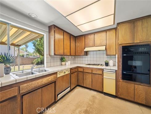 11414 Sylvanite Circle, Fountain Valley, CA