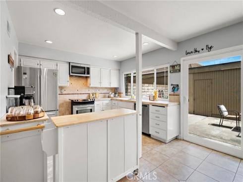10290 Pinto River Court, Fountain Valley, CA