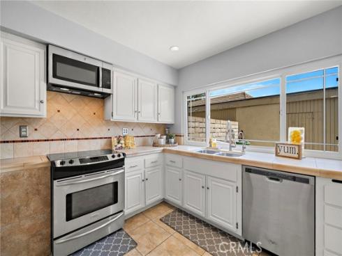10290 Pinto River Court, Fountain Valley, CA