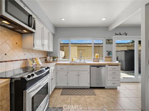 10290 Pinto River Court, Fountain Valley, CA