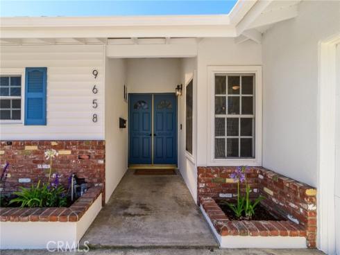 9658 Dove Cir , Fountain Valley, CA
