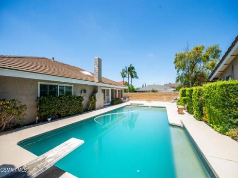 15880 Mcdermitt Street, Fountain Valley, CA