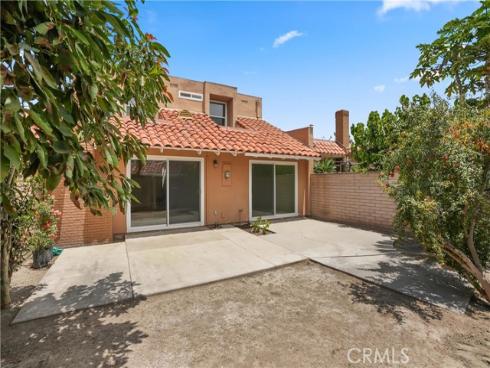 17735 Los Jardines , Fountain Valley, CA