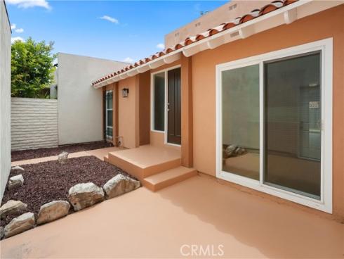 17735 Los Jardines , Fountain Valley, CA