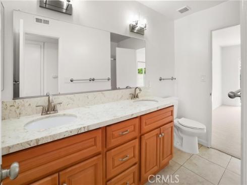 17735 Los Jardines , Fountain Valley, CA