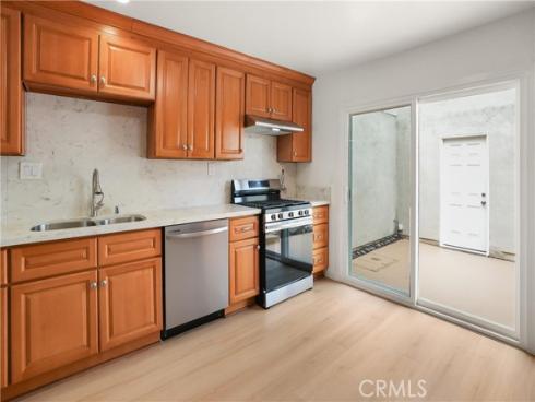 17735 Los Jardines , Fountain Valley, CA