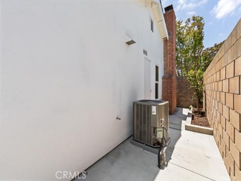 9673 Nightingale Avenue, Fountain Valley, CA