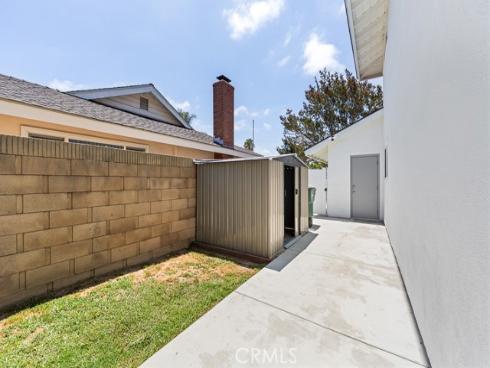 9673 Nightingale Avenue, Fountain Valley, CA