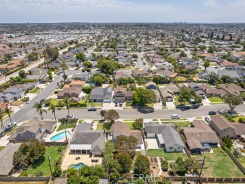 9673 Nightingale Avenue, Fountain Valley, CA