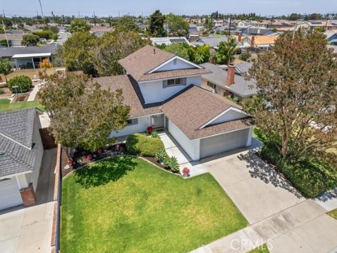 9673 Nightingale Avenue, Fountain Valley, CA