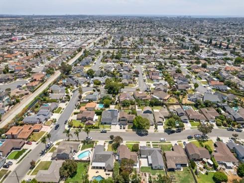 9673 Nightingale Avenue, Fountain Valley, CA