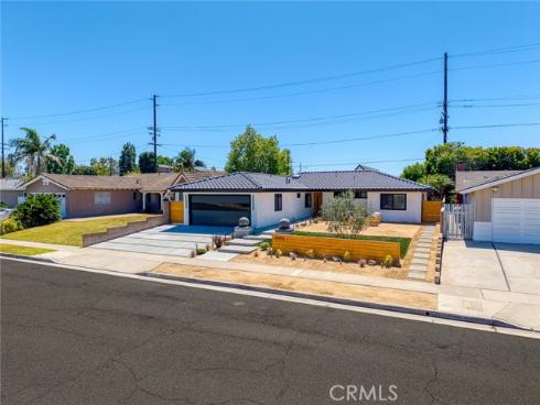 17573 Santa Cristobal , Fountain Valley, CA