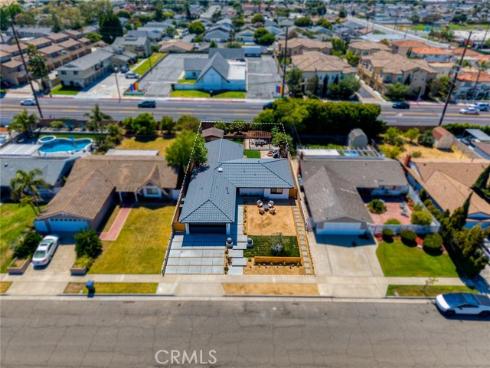 17573 Santa Cristobal , Fountain Valley, CA