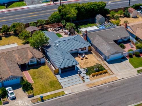 17573 Santa Cristobal , Fountain Valley, CA