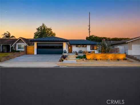 17573  Santa Cristobal  , Fountain Valley, CA