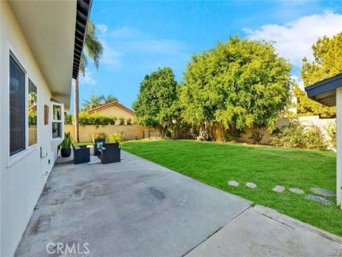 17986 Santa Olivia Street, Fountain Valley, CA