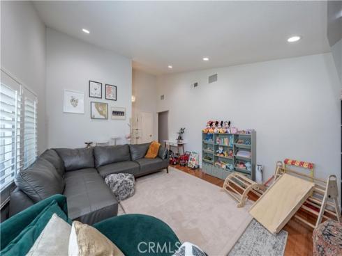 18839 Quince Circle, Fountain Valley, CA
